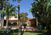 Xalet independent amb terreny en venda a Estepona ref.: TR394275 foto