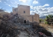 Masia amb terreny en venda a Rioja ref.: TR394286 foto