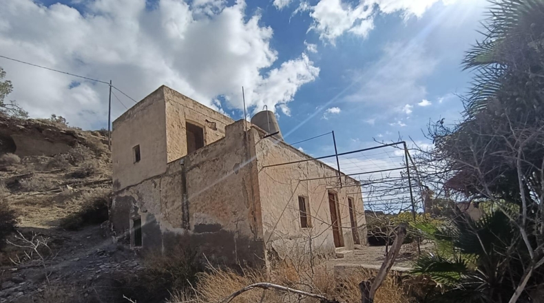 Almería - Rioja - 31700m2