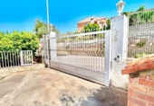 Chalet independiente con terreno en venta en Onda ref: TR394283 foto
