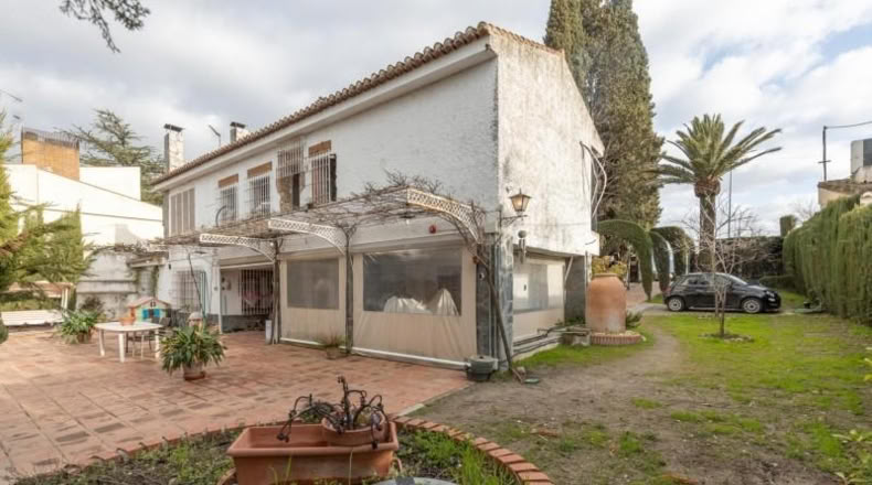 Granada - Guadix - 890m2