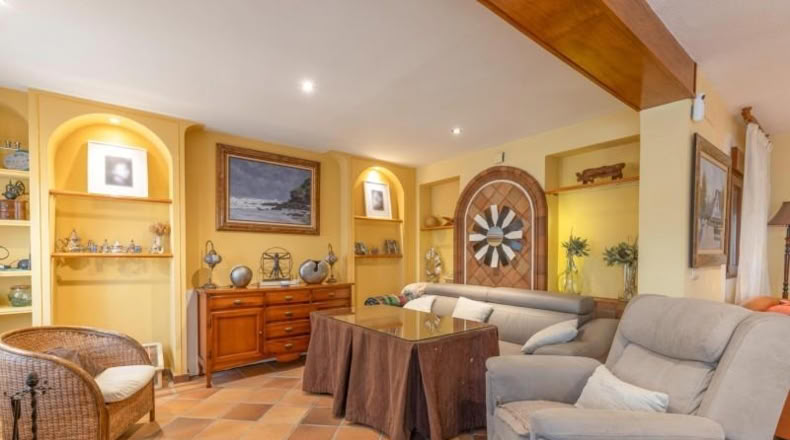 Granada - Guadix - 890m2