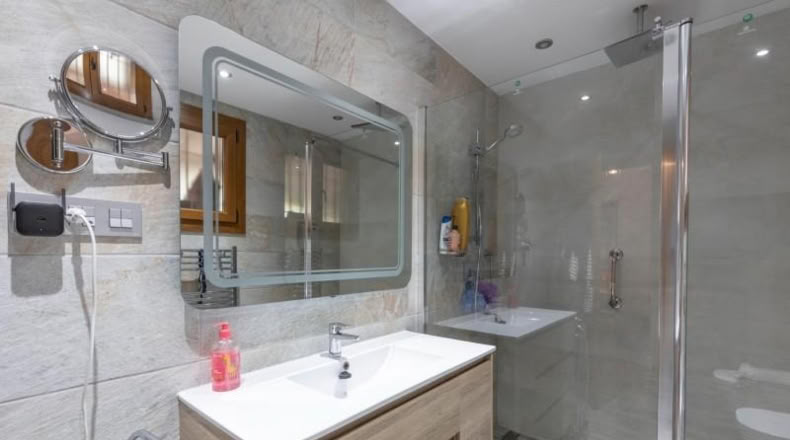 Granada - Guadix - 890m2