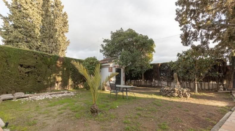Granada - Guadix - 890m2