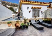 Chalet independiente con terreno en venta en la España, Benalmádena, ref: TR400879 foto