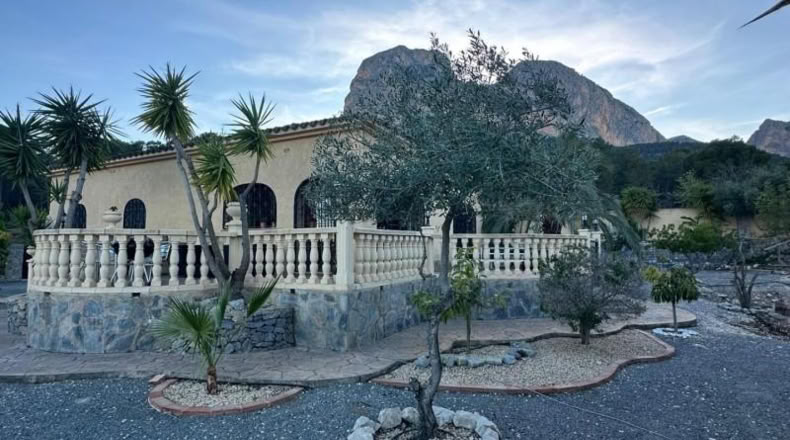 Alicante - Polop - 2000m2