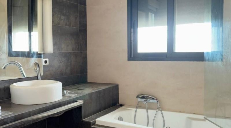Аликанте - Elche - 1200m2