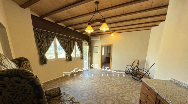 Аликанте - Callosa de Ensarriá - 513m2