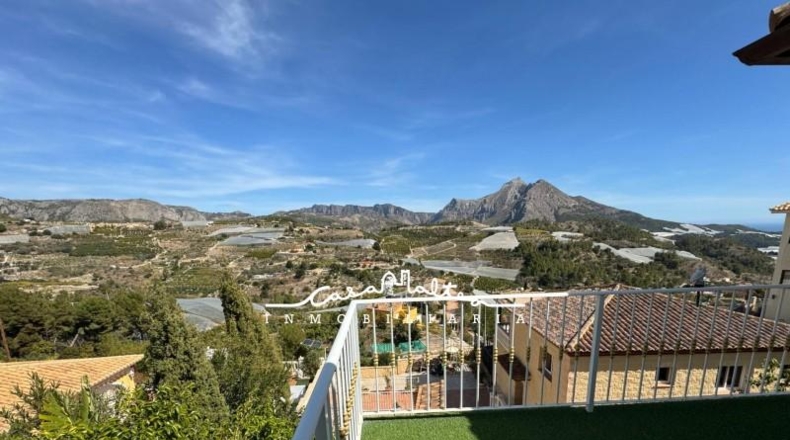 Аликанте - Callosa de Ensarriá - 513m2