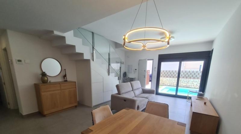 Аликанте - Pilar de la Horadada - 250m2
