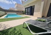 Chalet independiente con terreno en venta en la España, Pilar de la Horadada, ref: TR394943 foto