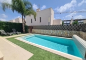 Chalet independiente con terreno en venta en la España, Pilar de la Horadada, ref: TR394943 foto