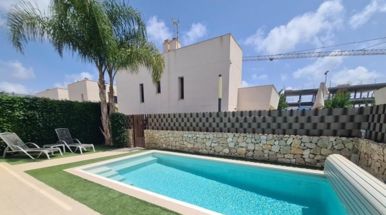 Аликанте - Pilar de la Horadada - 250m2