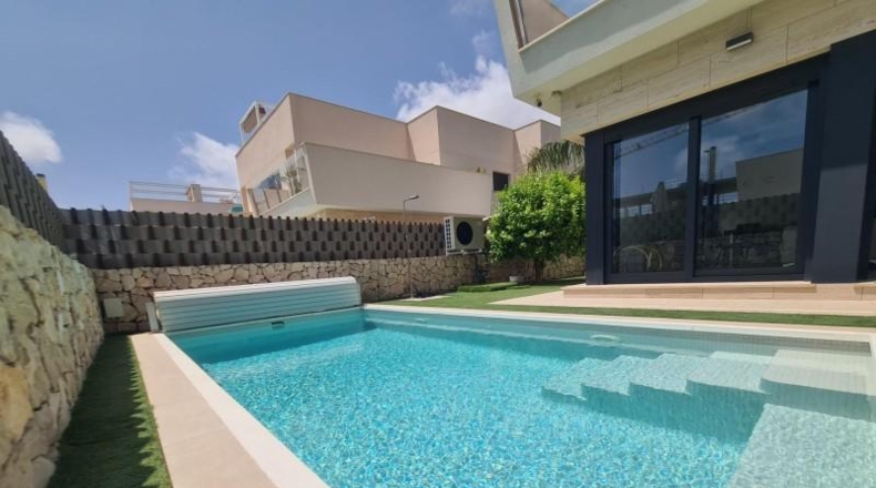 Аликанте - Pilar de la Horadada - 250m2
