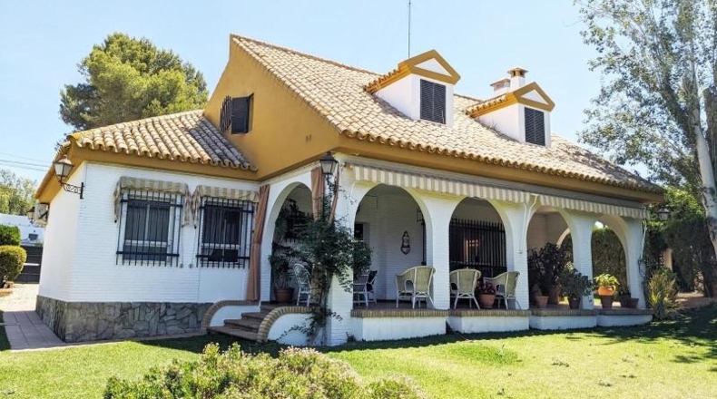 Sevilla - Alcalá de Guadaíra - 361m2