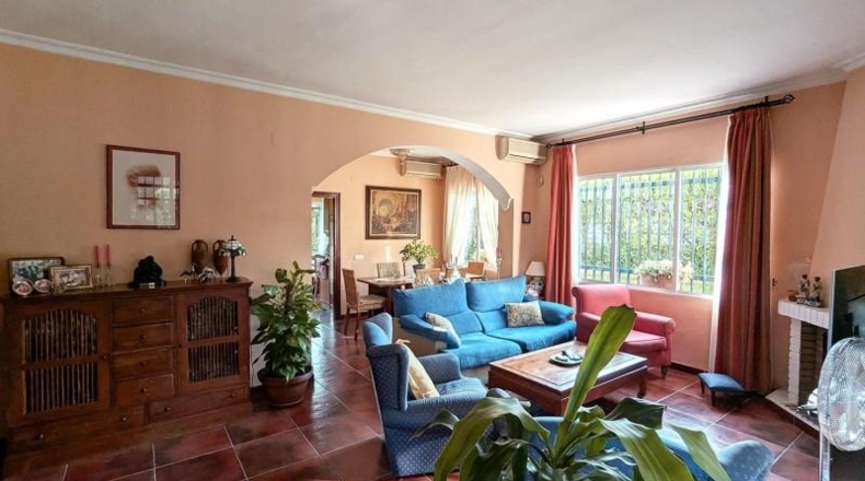 Sevilla - Alcalá de Guadaíra - 361m2