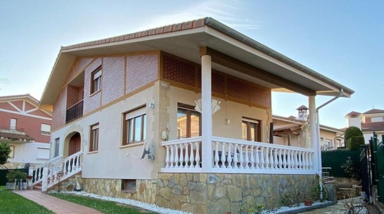 Cantabria - Castro-Urdiales - 428m2