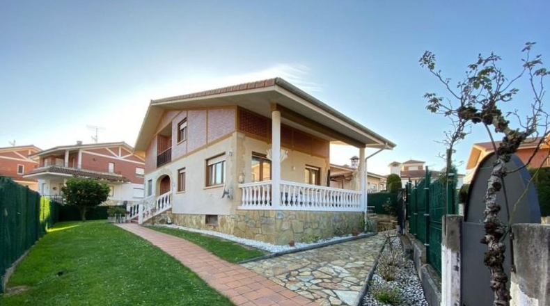 Cantabria - Castro-Urdiales - 428m2