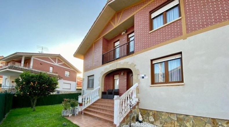 Cantabria - Castro-Urdiales - 428m2