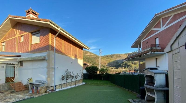 Cantabria - Castro-Urdiales - 428m2