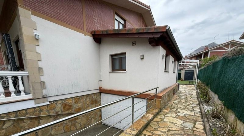 Cantabria - Castro-Urdiales - 428m2