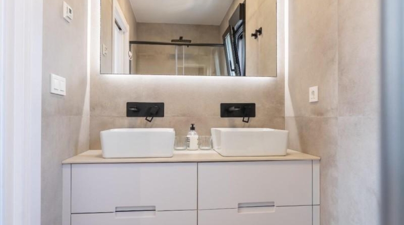La Coruna - Santiago de Compostela - 220m2