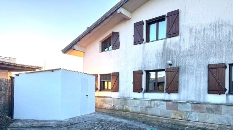 Navarre - Olóriz - 469m2