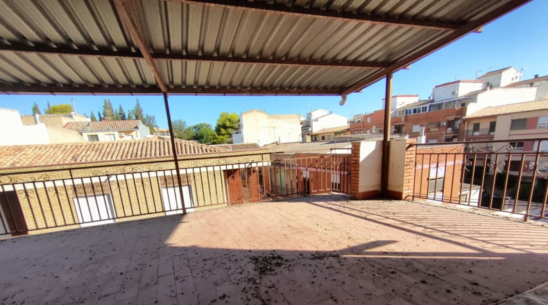 Jaén - Bailén - 351m2