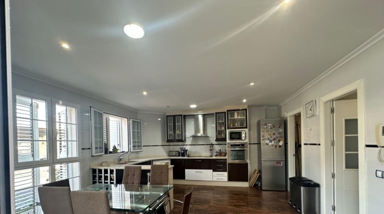 Valencia - La Eliana - 1100m2
