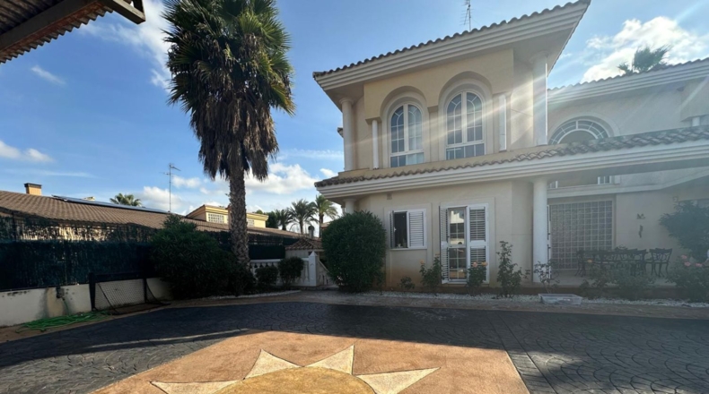 Valencia - La Eliana - 1100m2