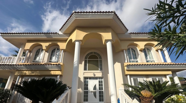 Valencia - La Eliana - 1100m2