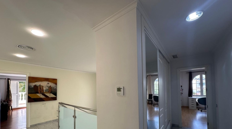 Valencia - La Eliana - 1100m2