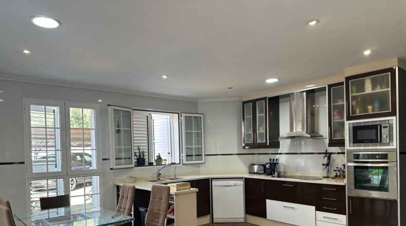 Valencia - La Eliana - 1100m2