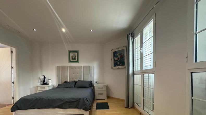 Valencia - La Eliana - 1100m2
