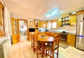 Chalet adosado con terreno en venta en la España, Elda, ref: TR394433 foto