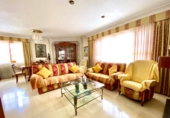 Chalet adosado con terreno en venta en la España, Elda, ref: TR394433 foto