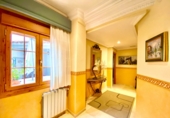 Chalet adosado con terreno en venta en la España, Elda, ref: TR394433 foto