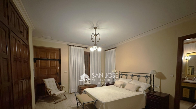 Alicante - Novelda - 723.05m2
