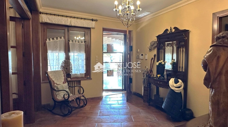 Alicante - Novelda - 723.05m2