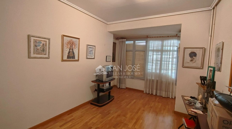 Alicante - Novelda - 590m2