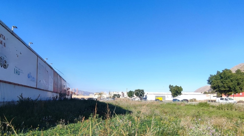 Alicante - Redován - 1685m2