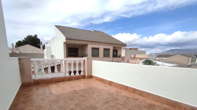 Alicante - el Pinós - 208m2