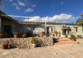 Chalet independiente con terreno en venta en la España, Monóvar, ref: TR394389 foto