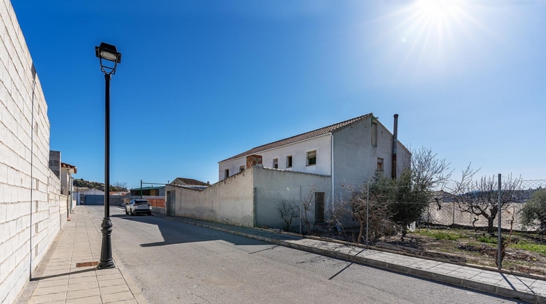 Granada - Cortes de Baza - 800m2