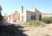 Chalet independiente con terreno en venta en la España, Torrevieja, ref: TR394367 foto