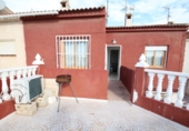 Xalet adossat amb terreny en venda a la España, Torrevella, ref.: TR394363 foto