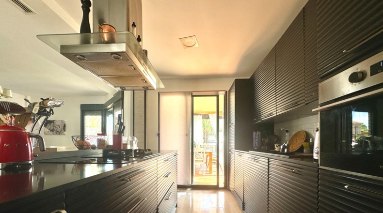 Valencia - La Eliana - 592m2