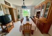 Отдельно стоящий дом с участком на продажу в городе el Vendrell Фото