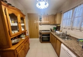 Отдельно стоящий дом с участком на продажу в городе el Vendrell Фото