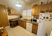 Отдельно стоящий дом с участком на продажу в городе el Vendrell Фото